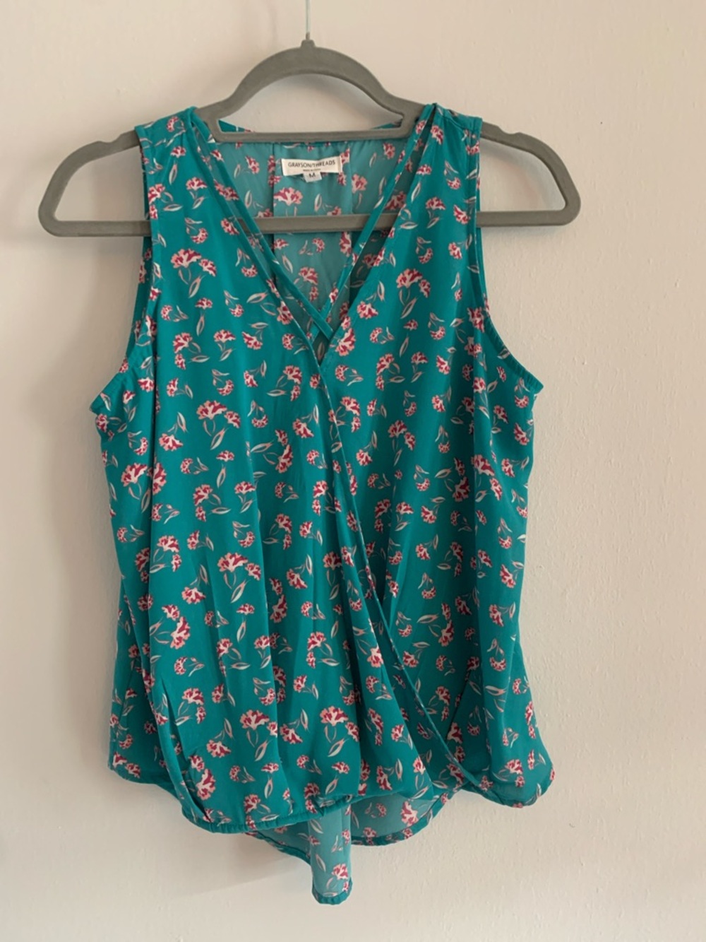 GRAYSON THREADS Teal Floral Sleeveless Blouse